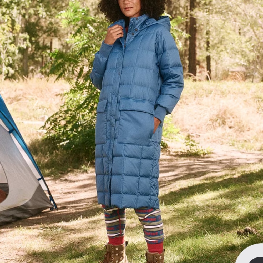 ISO the great. X Eddie Bauer the long down parka blue - Picture 1 of 2